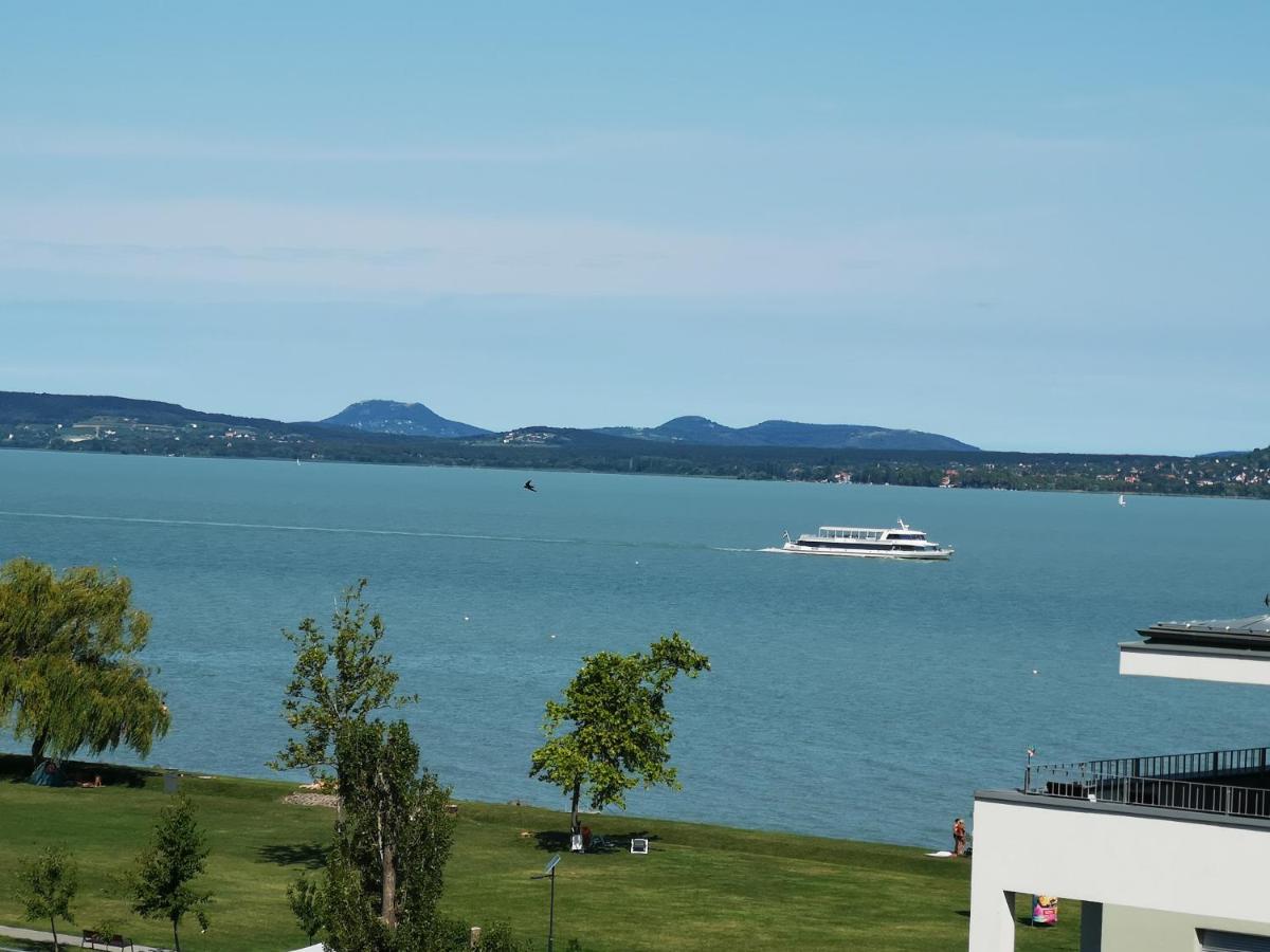 Silver Gray Appartment Balatonlelle Exterior foto