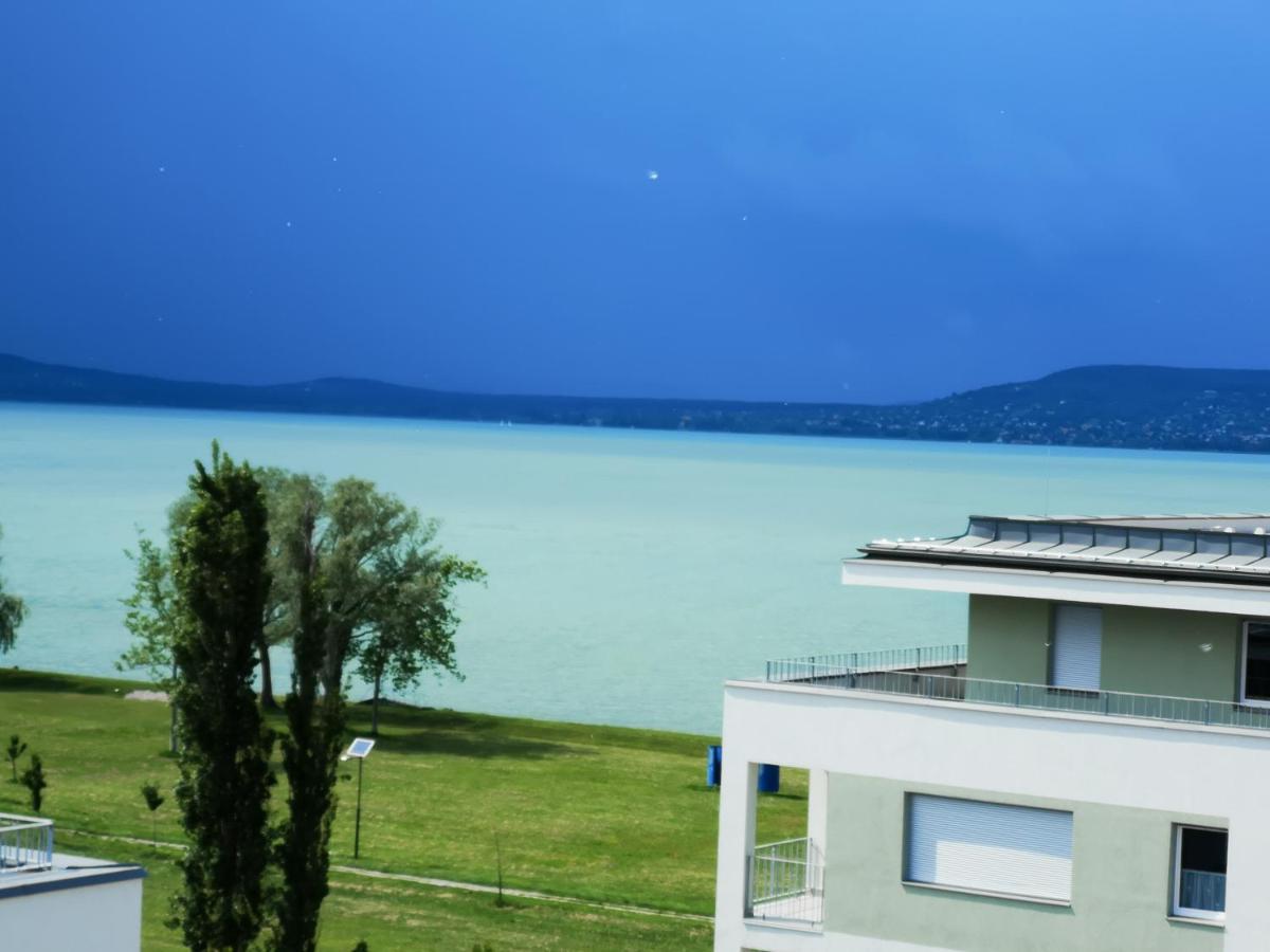 Silver Gray Appartment Balatonlelle Exterior foto