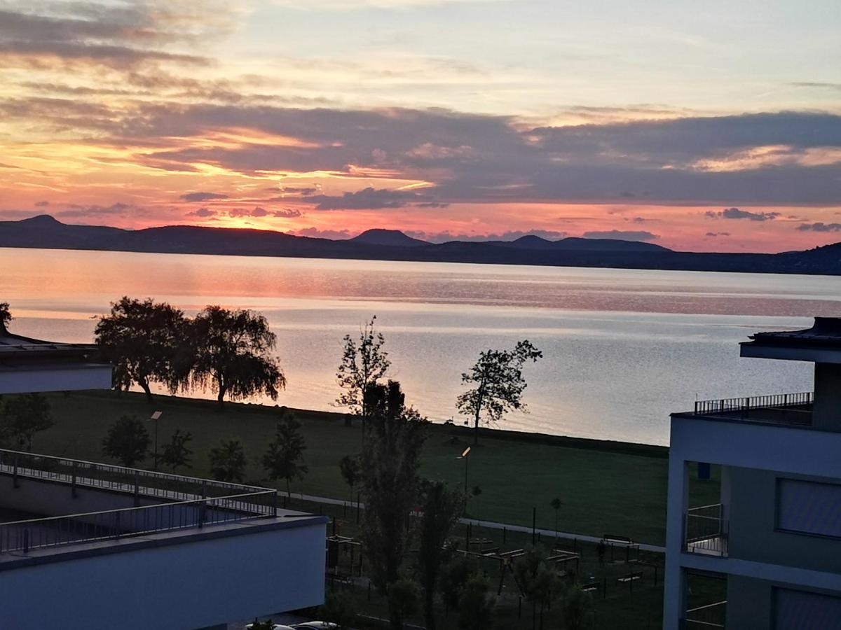 Silver Gray Appartment Balatonlelle Exterior foto