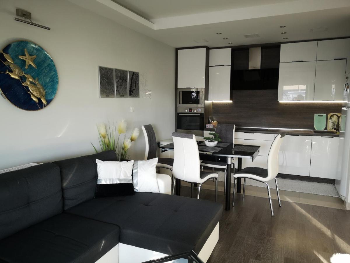 Silver Gray Appartment Balatonlelle Exterior foto